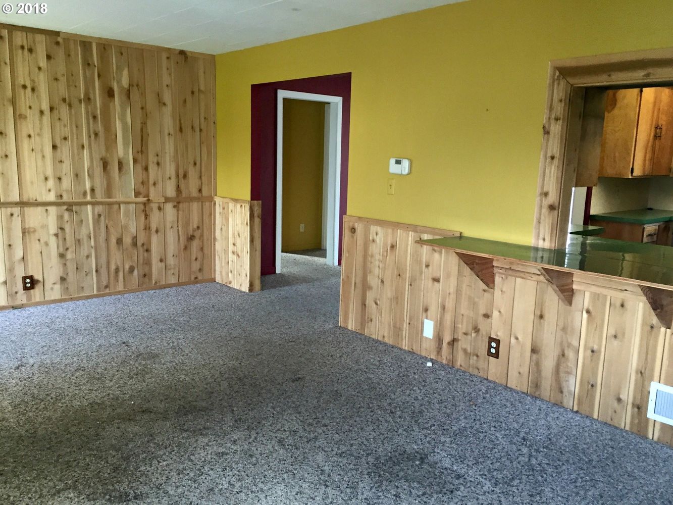 310 SE Pine St, Roseburg, OR 97470